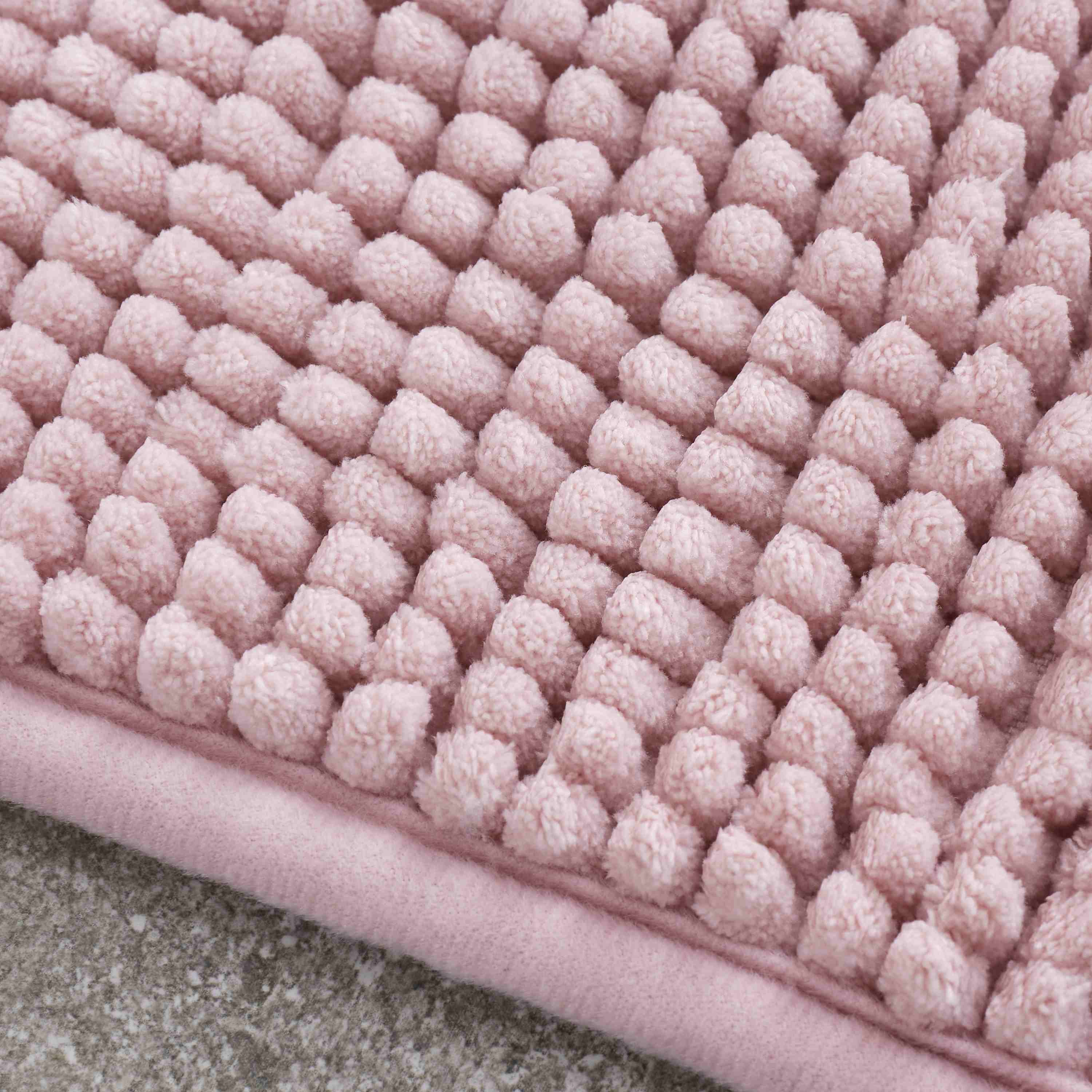 Bobble Textured Bath Mat Pink