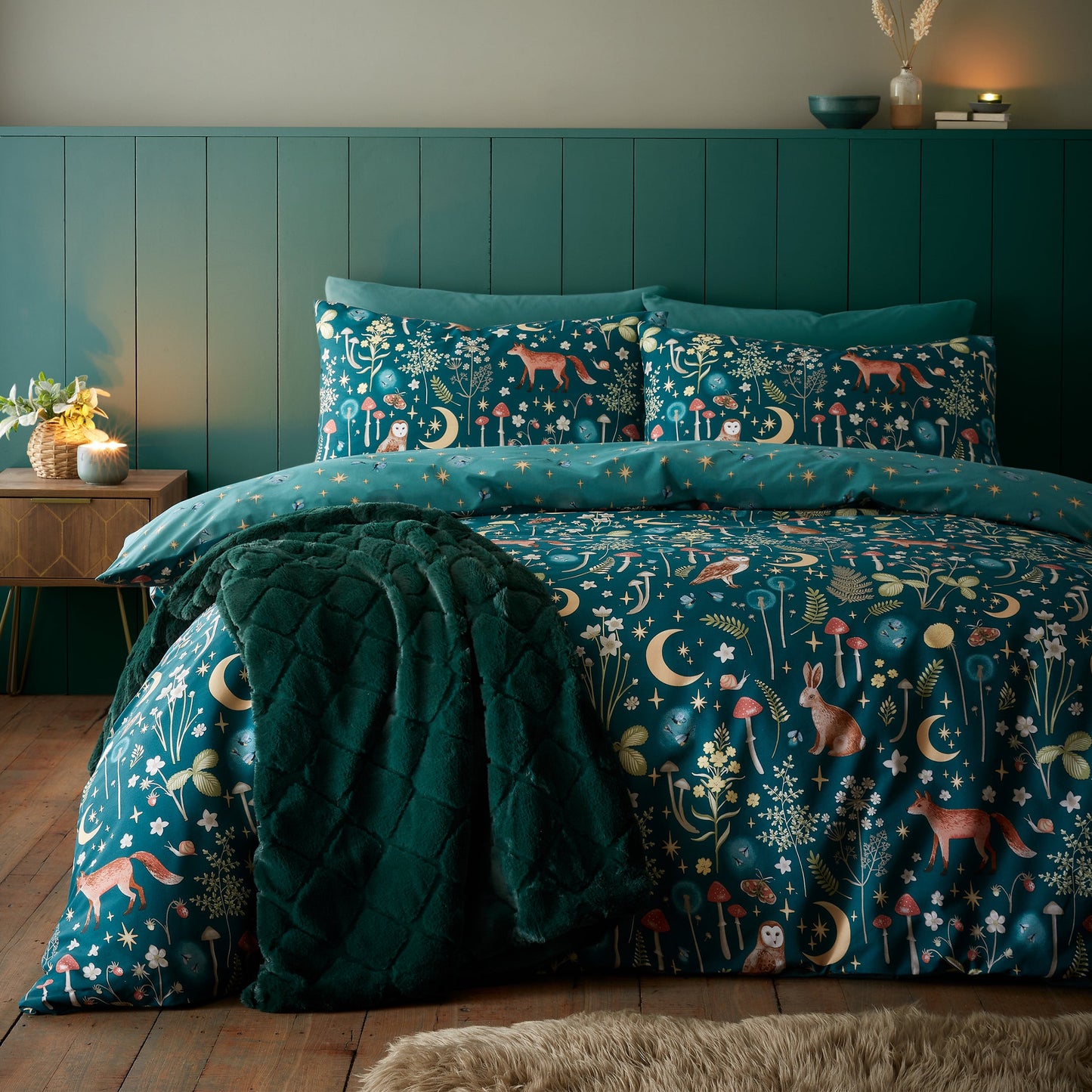 Enchanted Twilight Duvet Cover Set by Catherine Lansfield - in Forest Green