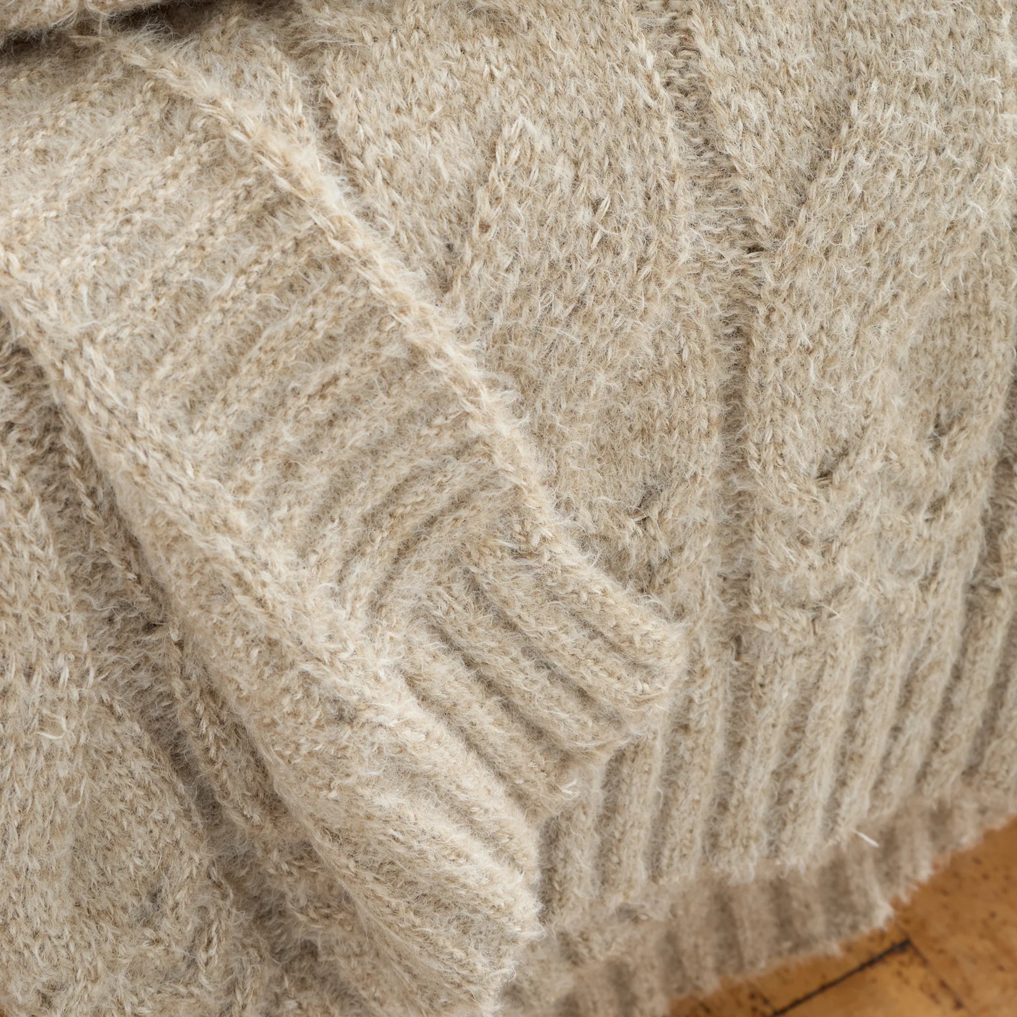 Cosy Soft Cable Knit Blanket Throw in 3 Colour Options