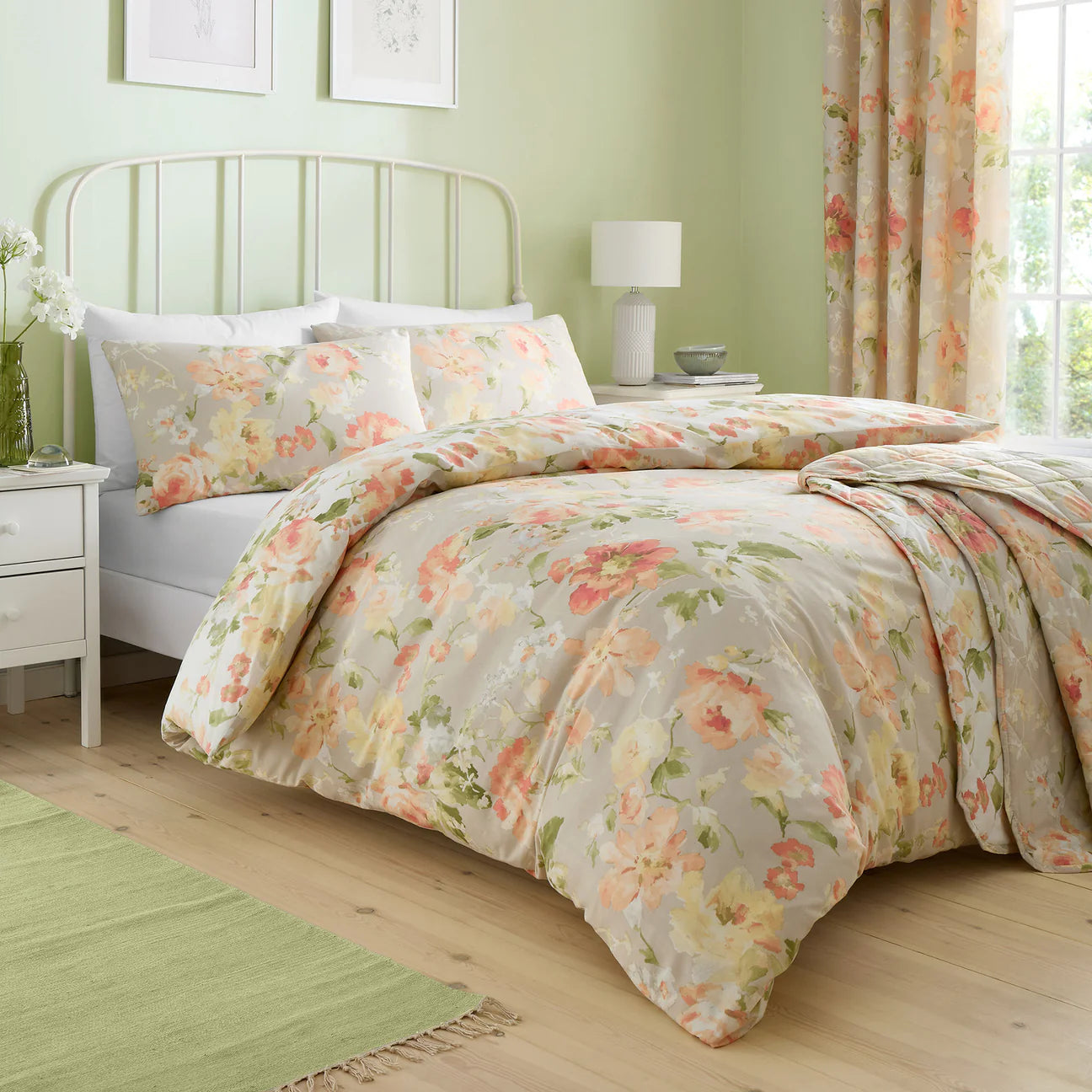 Duvet Cover Set Flourette in Natural or Lilac