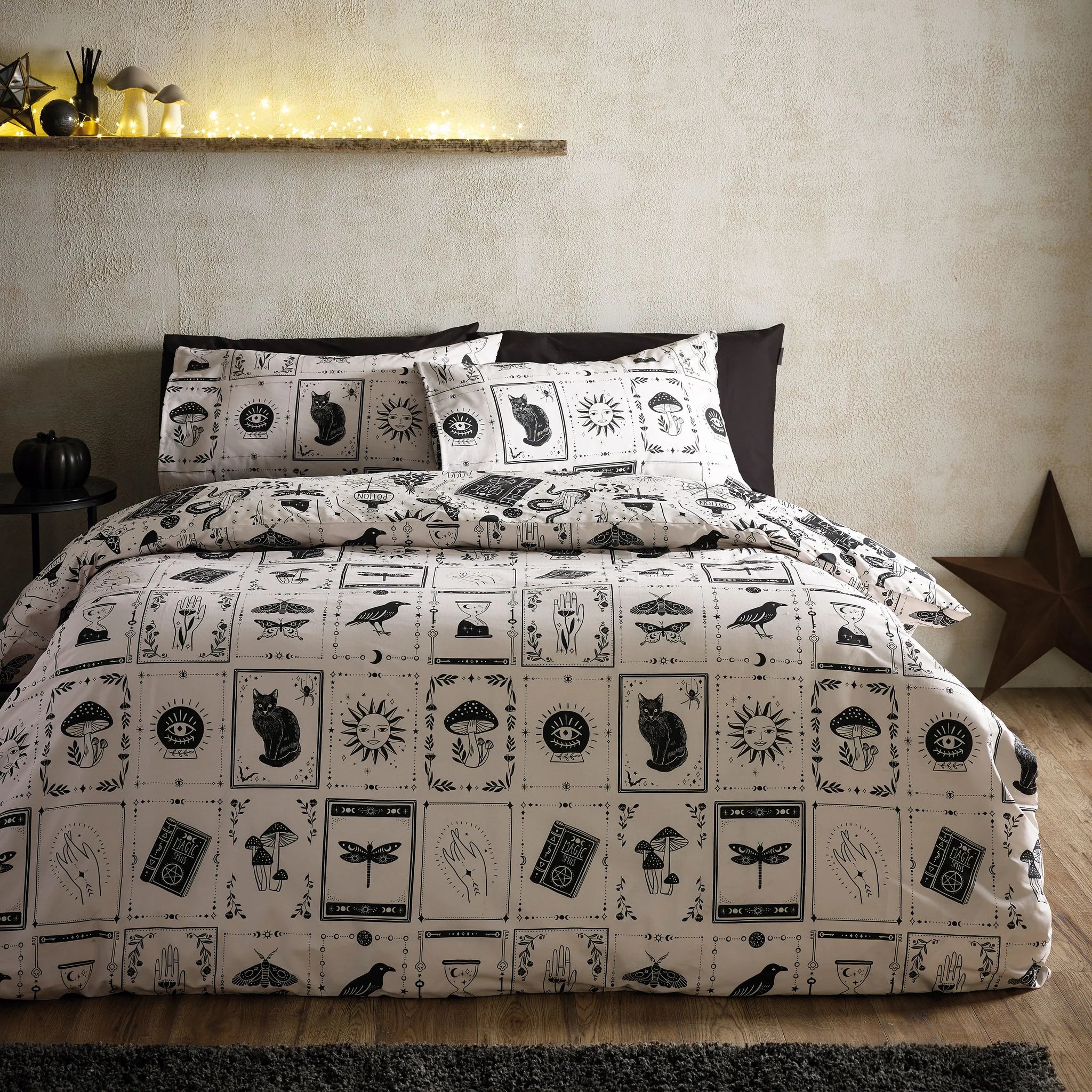 Enchanted Witchcraft Reversible Duvet Cover Set in Black / Natural