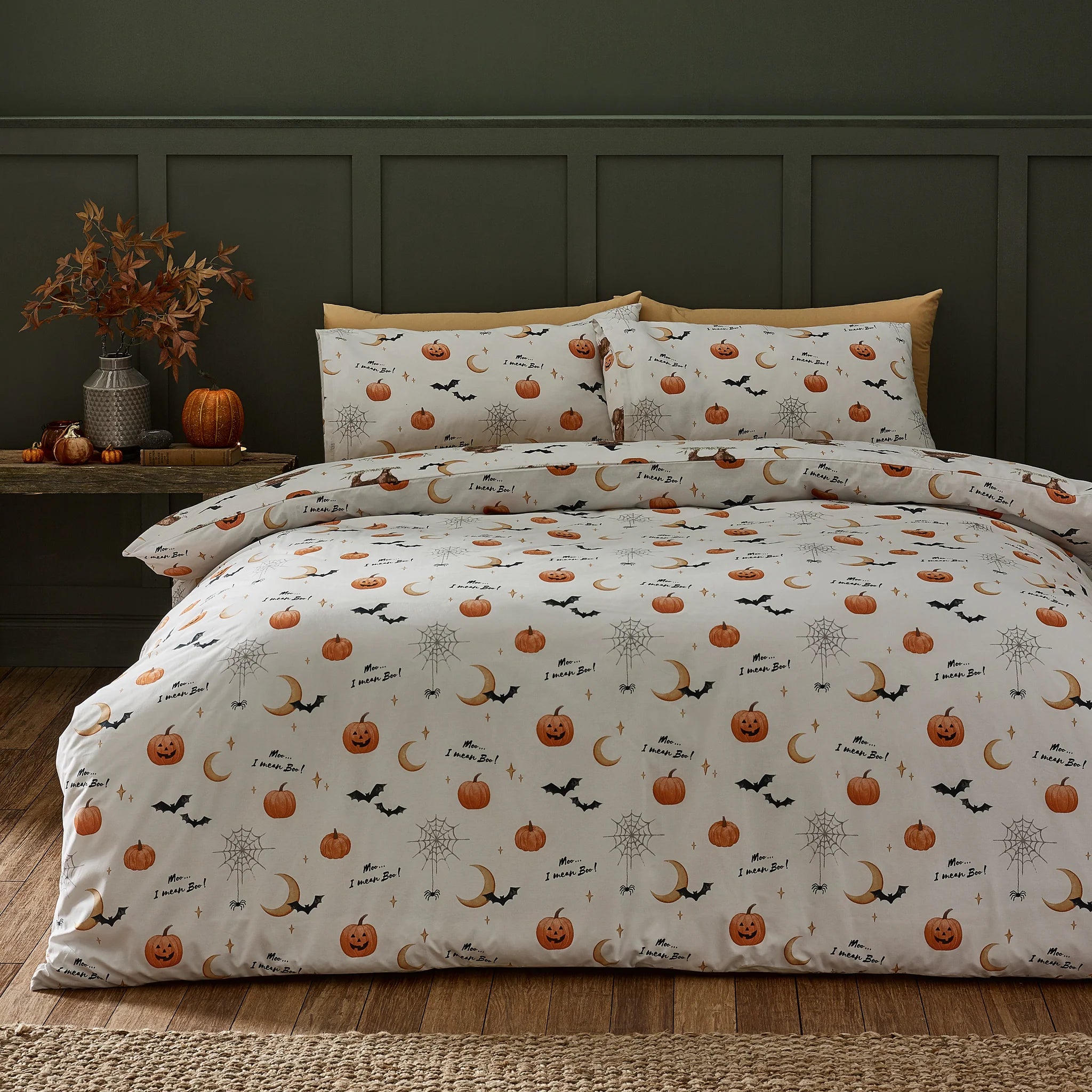 Halloween Highland Cow Reversible Duvet Cover Set