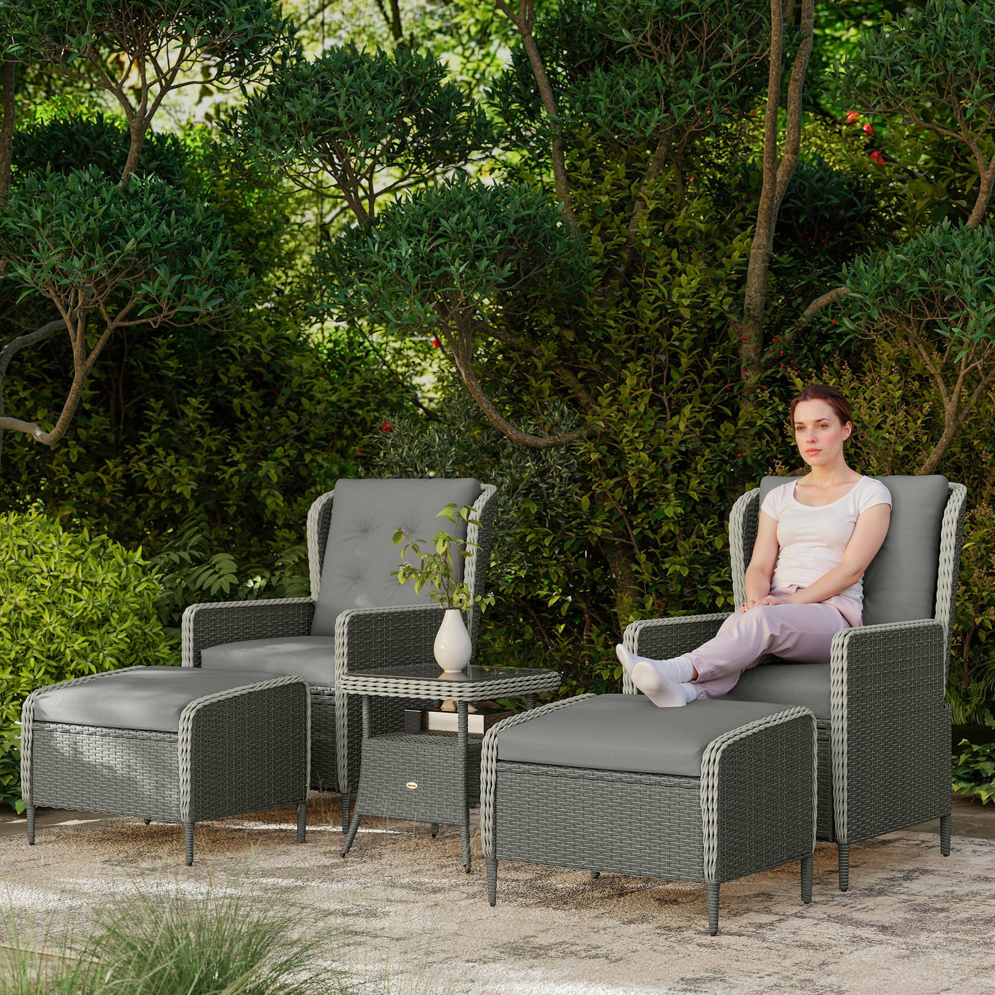 Five-Piece Reclining Rattan Chair Set - Charcoal Grey