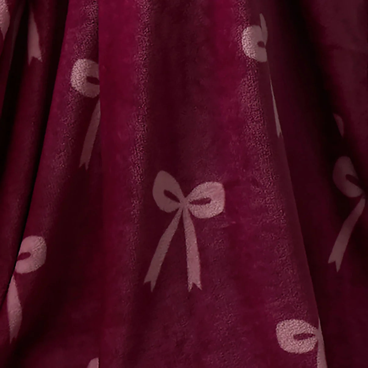 Bows Throw in Berry 120 x 150cm