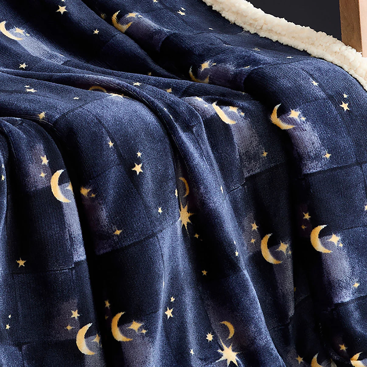 Cosmic Star Throw in Navy 150 x 200cm