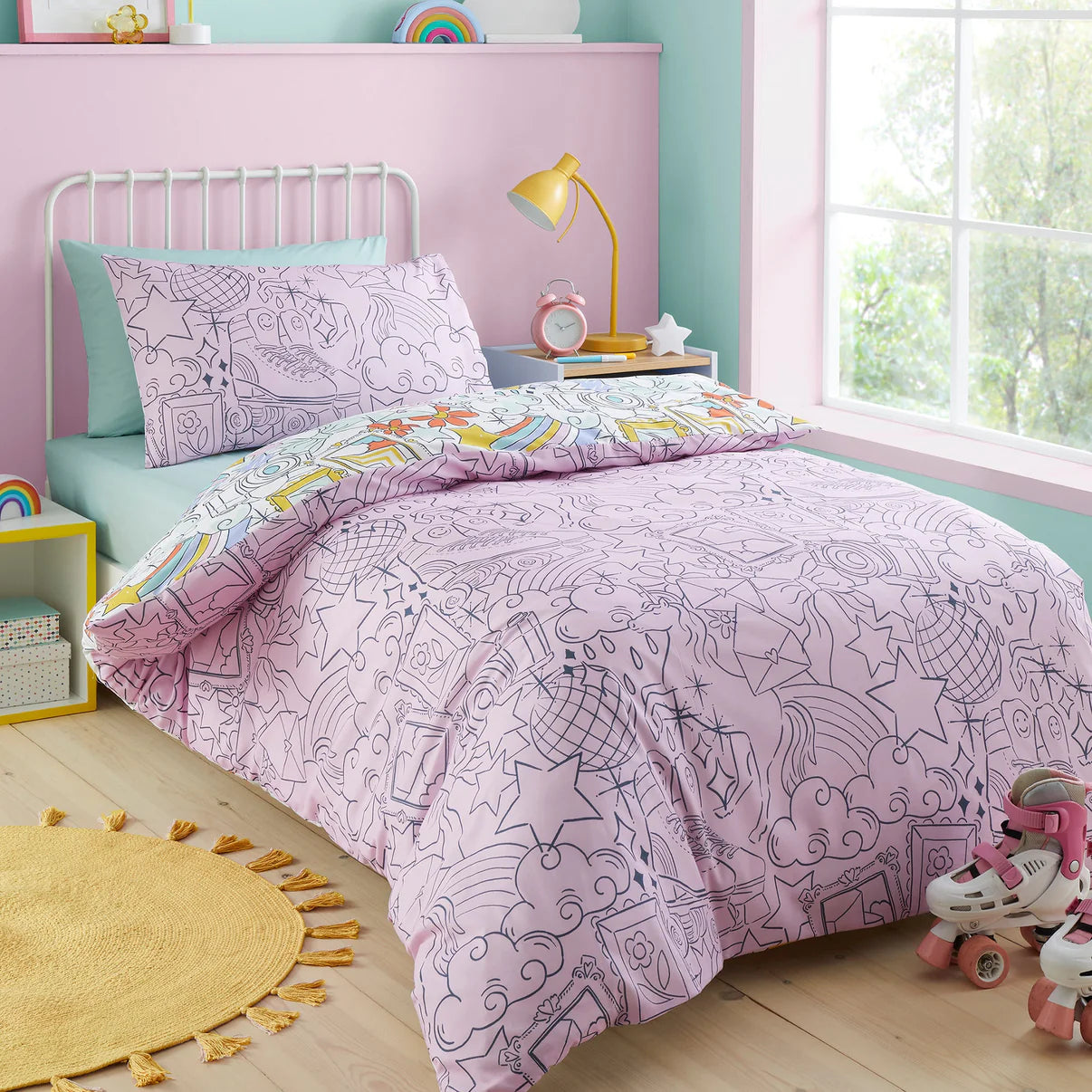 Doodle Hobby Duvet Cover Set in Multi