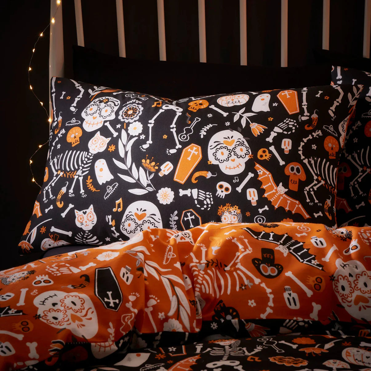 Halloween Day of the Dead Duvet Cover Set in Black/Orange