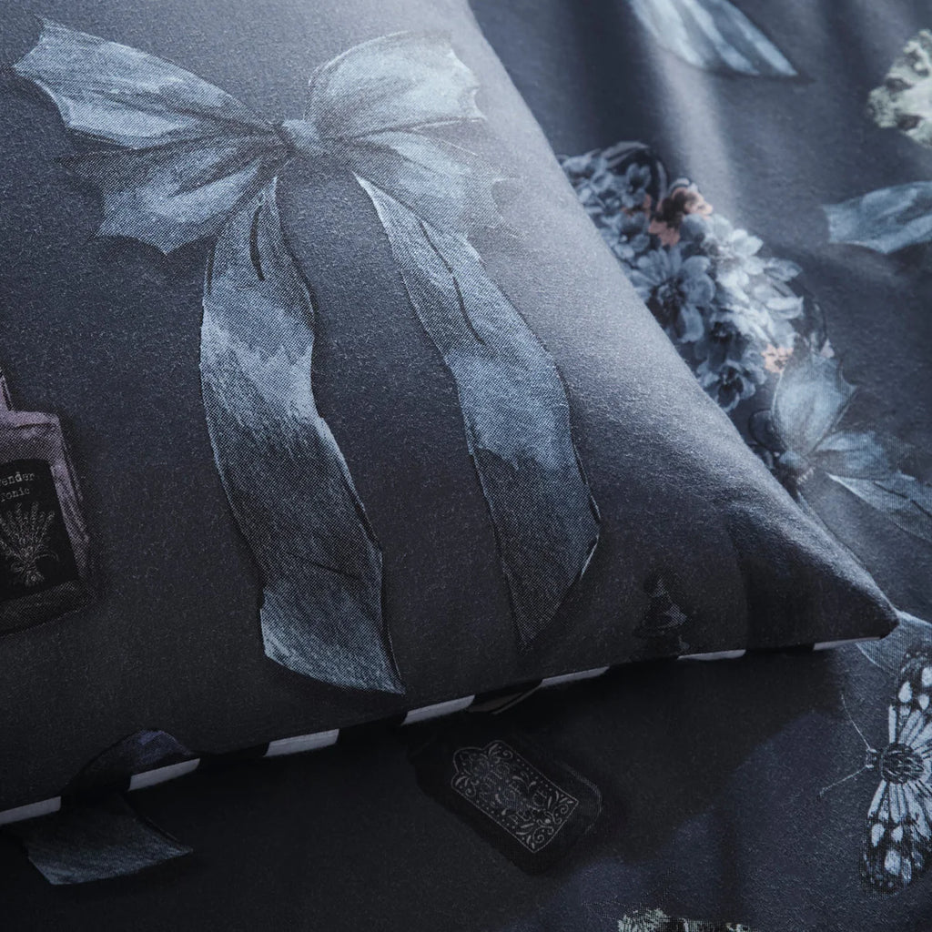 Bows Noir Halloween Duvet Cover Set in Grey