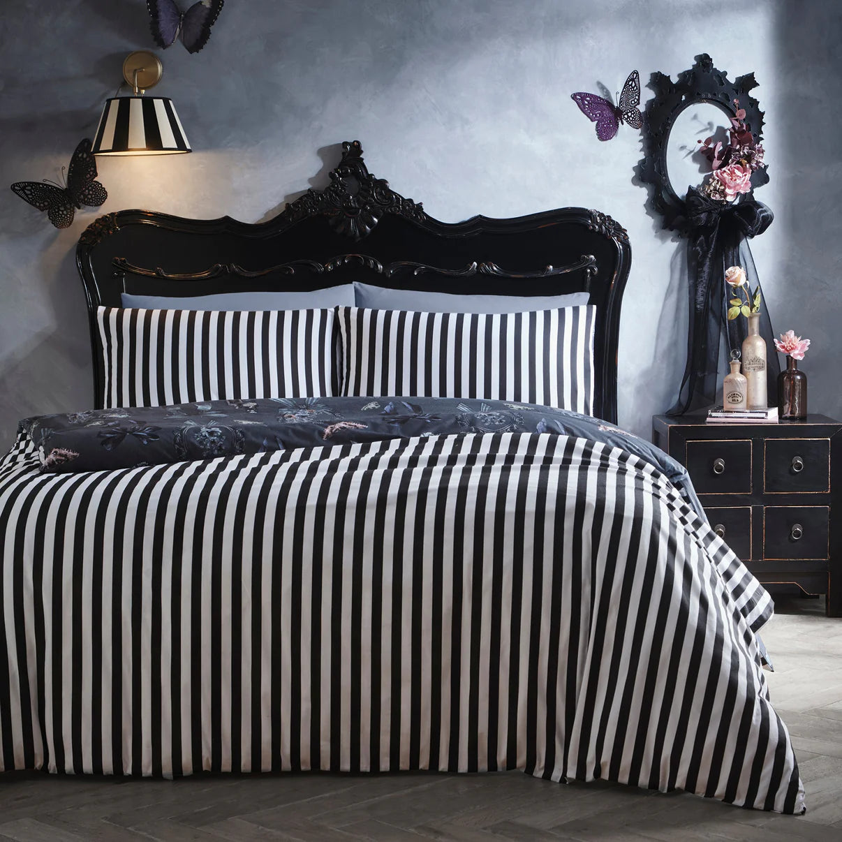 Bows Noir Halloween Duvet Cover Set in Grey