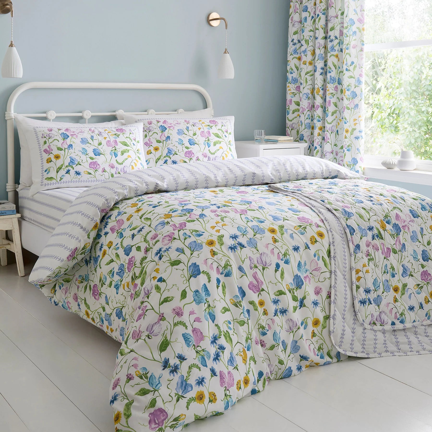 Duvet Cover Set Sweetpea Floral by Dreams & Drapes Design in Lilac