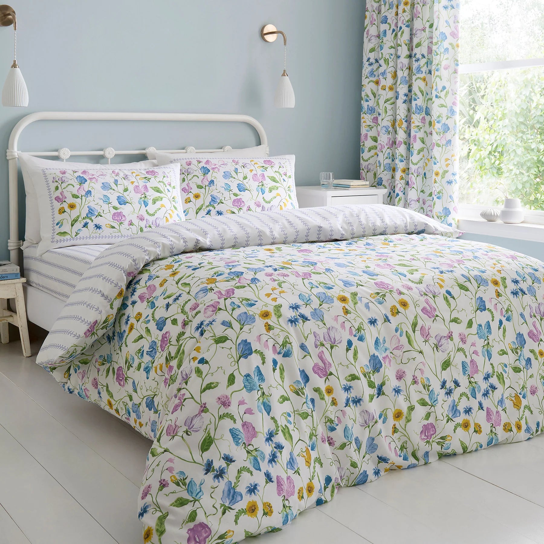 Duvet Cover Set Sweetpea Floral by Dreams & Drapes Design in Lilac