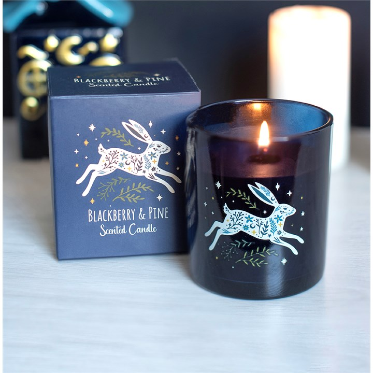 Leaping Hare Blackberry & Pine Candle – product image 1