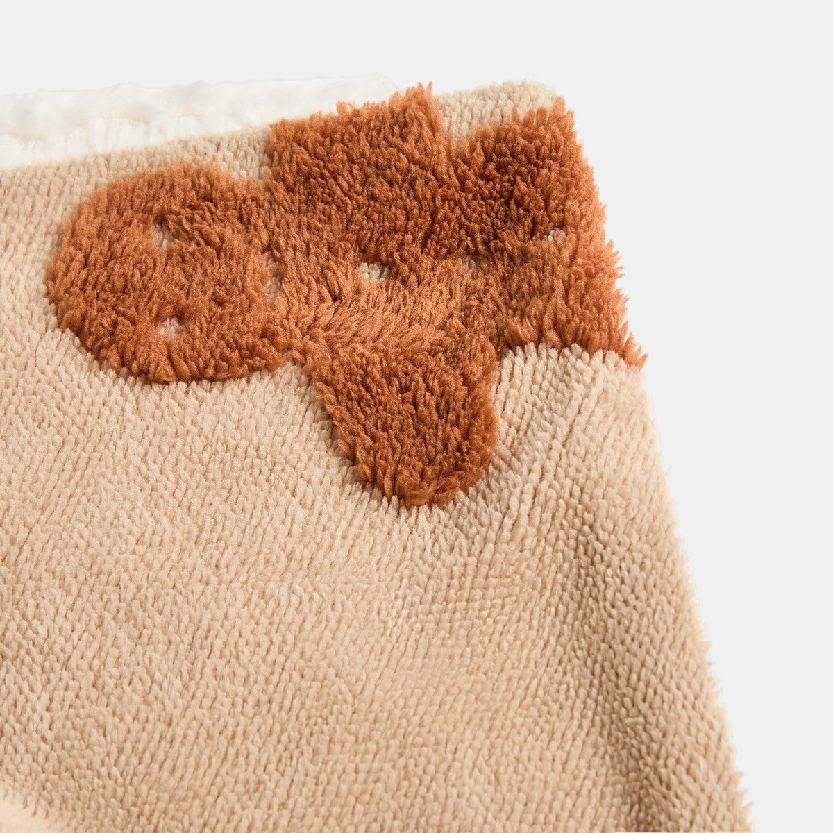Tufted Gingerbread Fleece Throw - 4 Colours