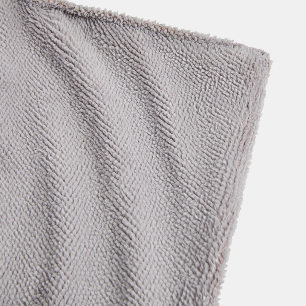Tufted Gingerbread Fleece Throw - 4 Colours