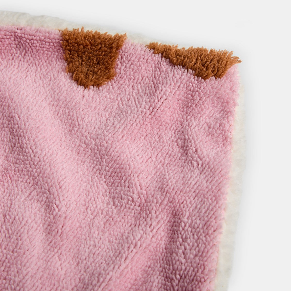 Tufted Gingerbread Fleece Throw - 4 Colours