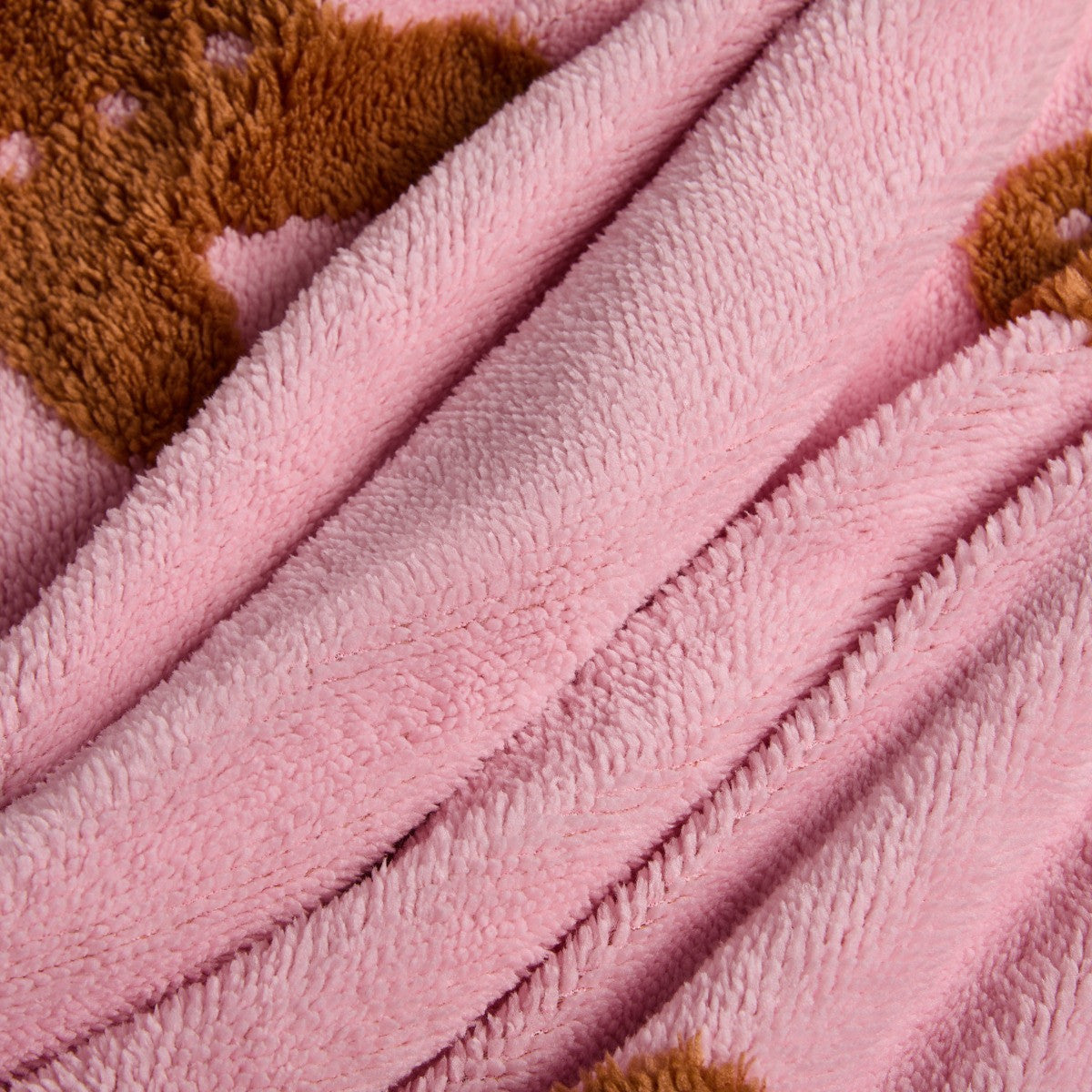 Tufted Gingerbread Fleece Throw - 4 Colours