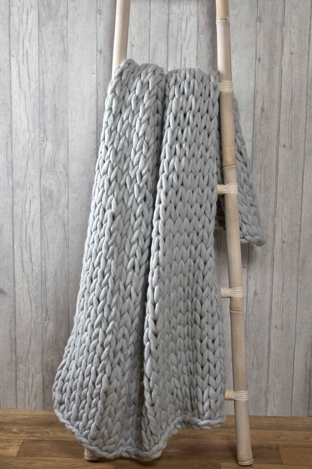 Chunky Knitted Throw 120cm x 150cm