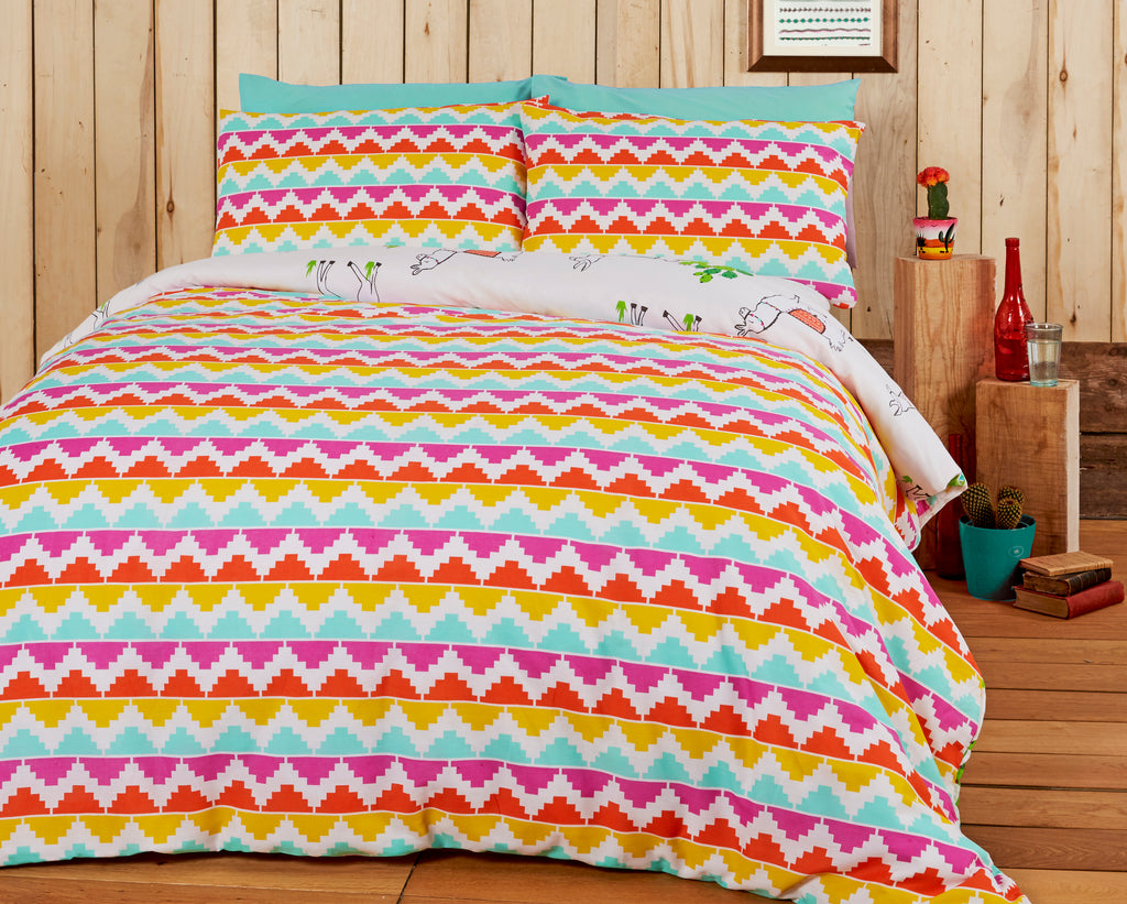 Happy Llamas Bedding Set